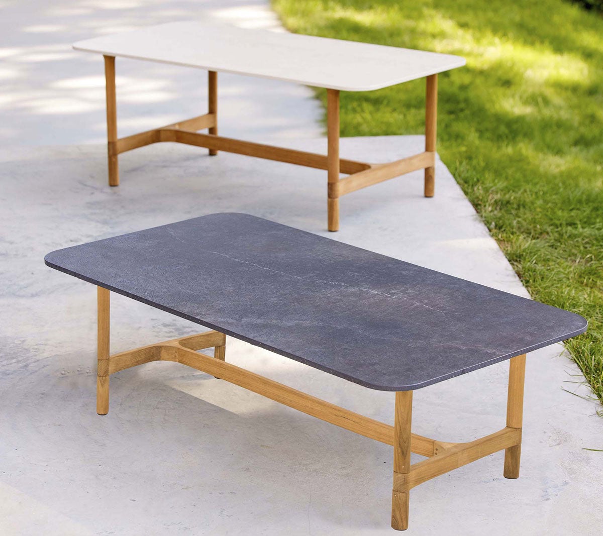 Twist-coffee-table