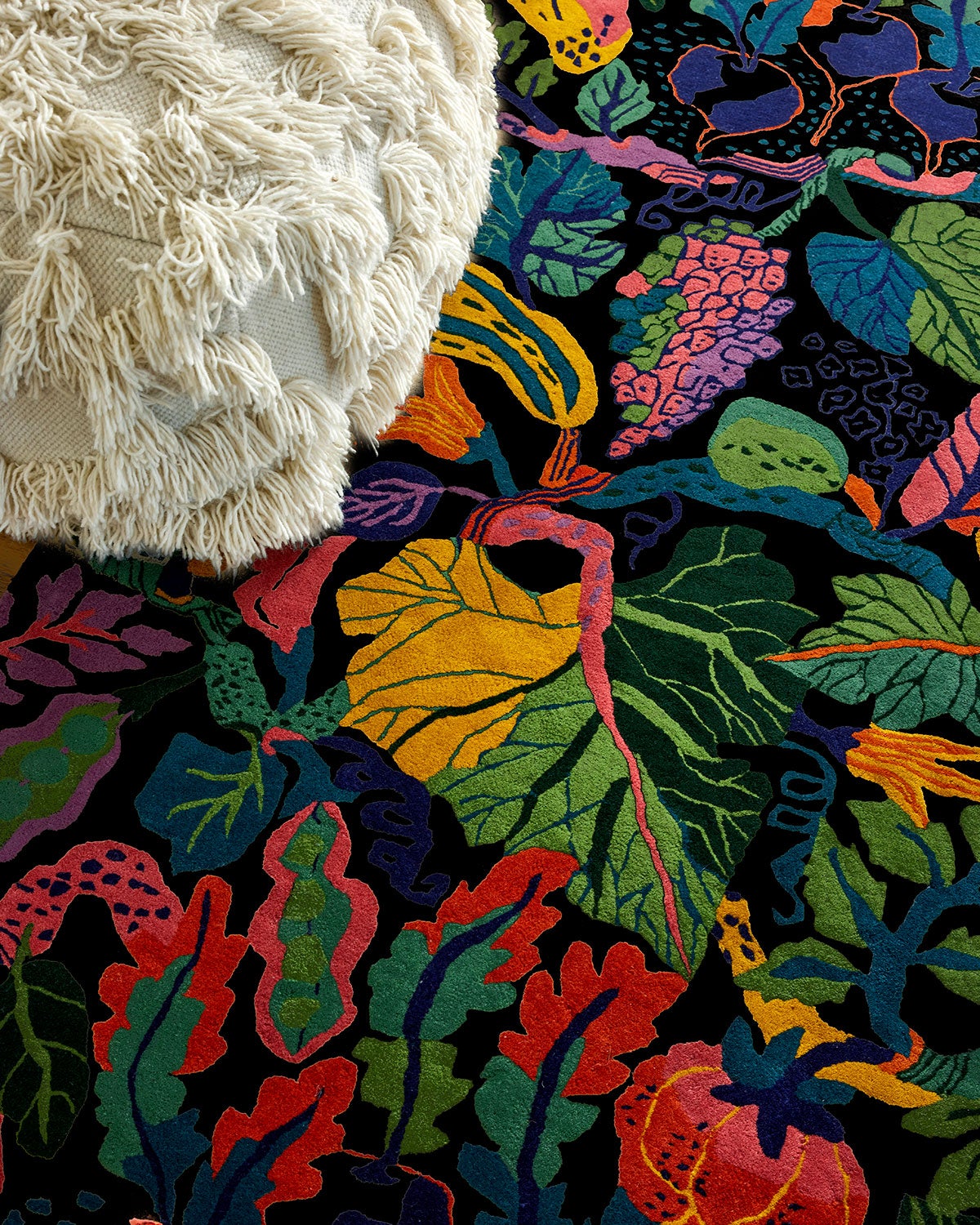 Classic-Collection-Heritage-Garden-Rug-Charcoal-Multi-Lifestyle-1