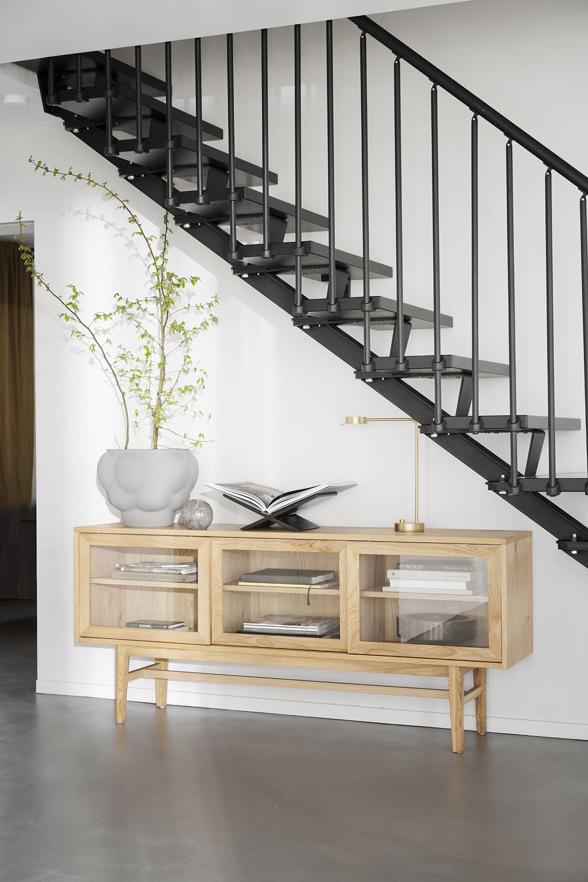 Hazelton-Sideboard-Ek-Miljo
