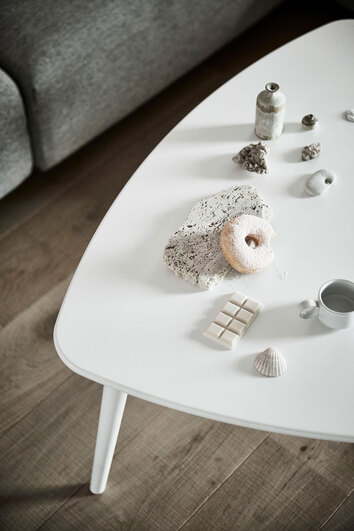 Stolab-Yngve-Soffbord-Vitlack_02