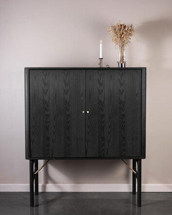 Ant-Skåp-Svartoljad-Ask-Miljöbild