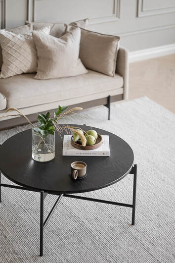 Skye-runt-soffbord-119326-miljo